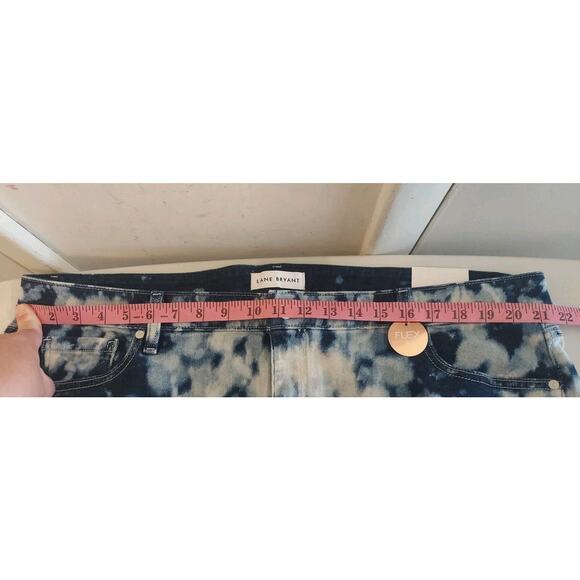 Lane Bryant Mid Rise Girlfriend Flex Waist Denim Jean Shorts Sz 18 Nwt Retro Loo - Picture 10 of 11